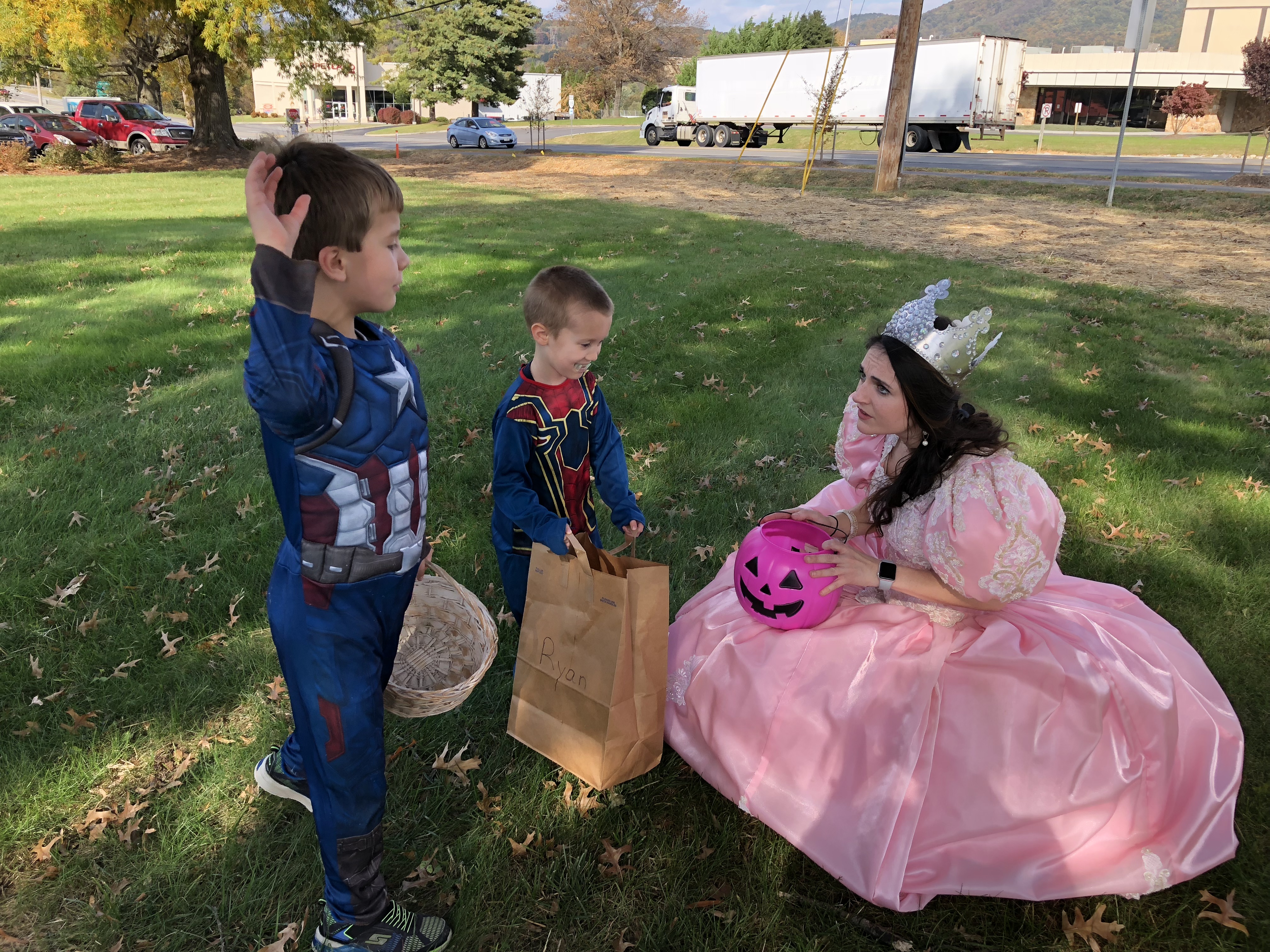 Ribbon Cutting 10/31/18