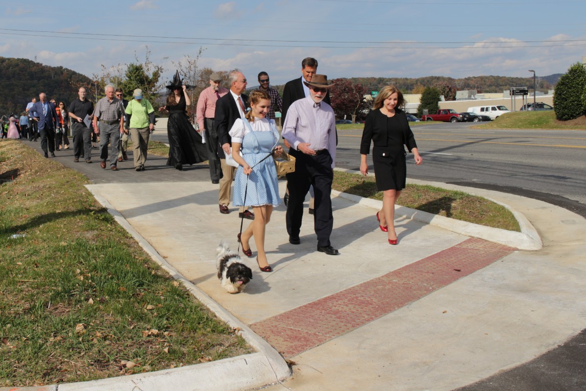 Ribbon Cutting 10/31/18