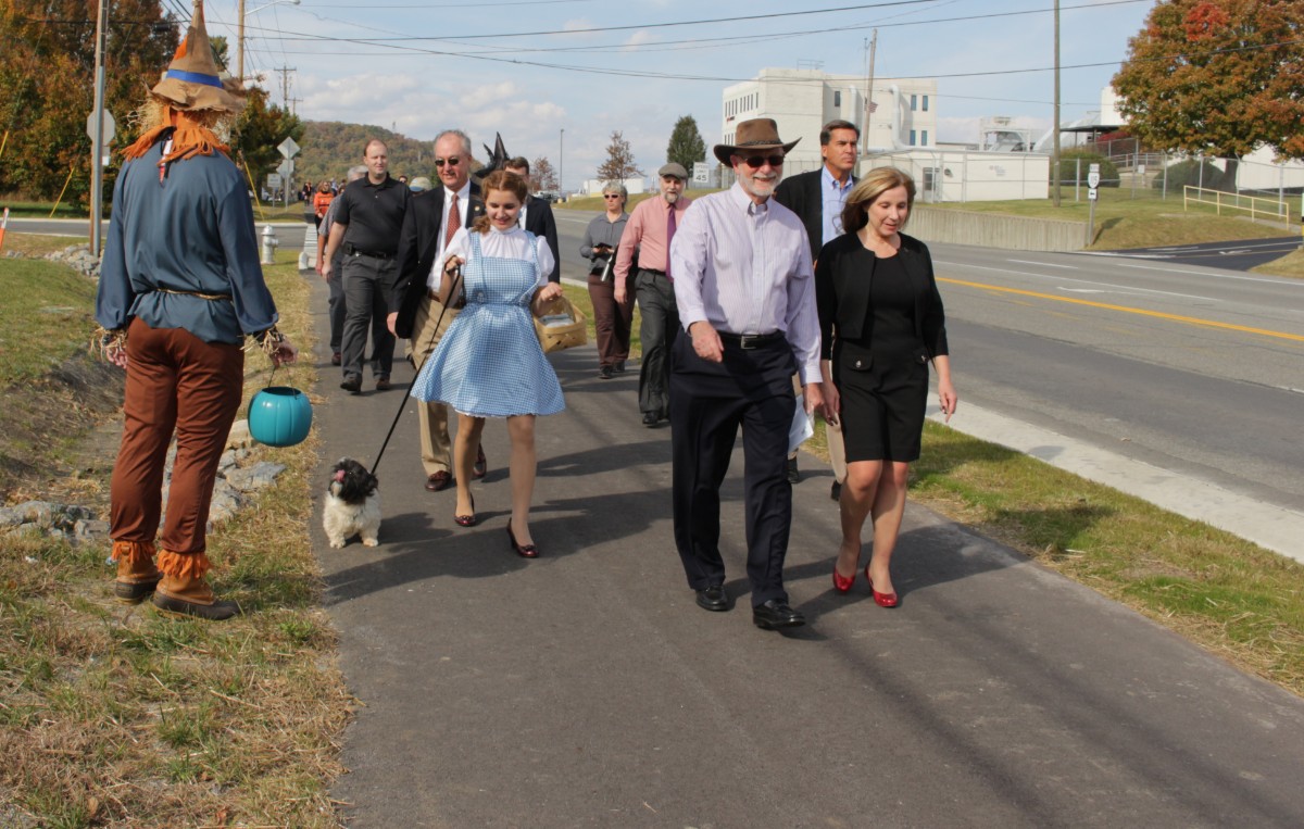 Ribbon Cutting 10/31/18